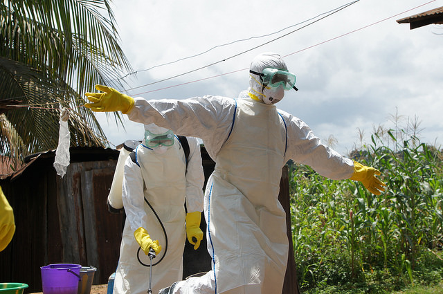 Kühlwesten aus Ulm für die Einsatzkräfte im Kampf gegen Ebola